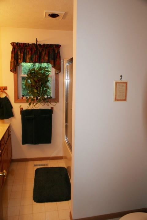 11900 Schuessler Road Evansville, IN 47708 - Photo 14 of 30