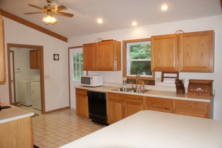 11900 Schuessler Road Evansville, IN 47708 - Photo 8 of 30