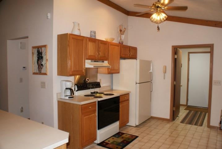 11900 Schuessler Road Evansville, IN 47708 - Photo 9 of 30
