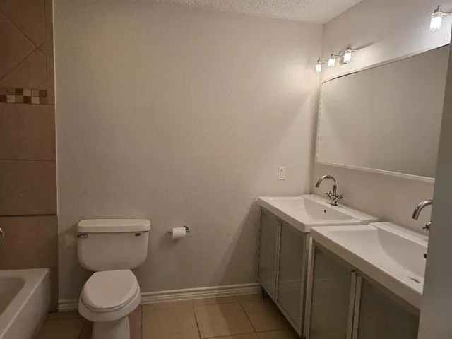 $2,700 | 6011 Longley Court, Dallas, TX 75252