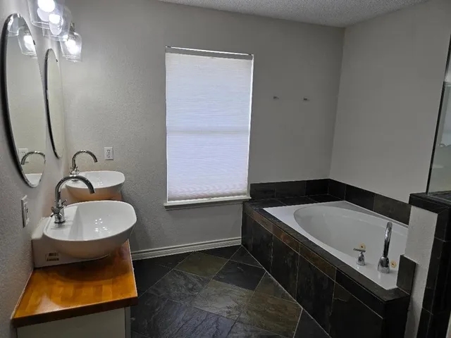 $2,700 | 6011 Longley Court, Dallas, TX 75252