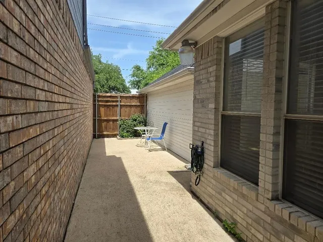 $2,700 | 6011 Longley Court, Dallas, TX 75252