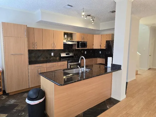 $2,700 | 6011 Longley Court, Dallas, TX 75252