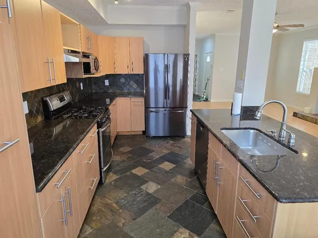 $2,700 | 6011 Longley Court, Dallas, TX 75252