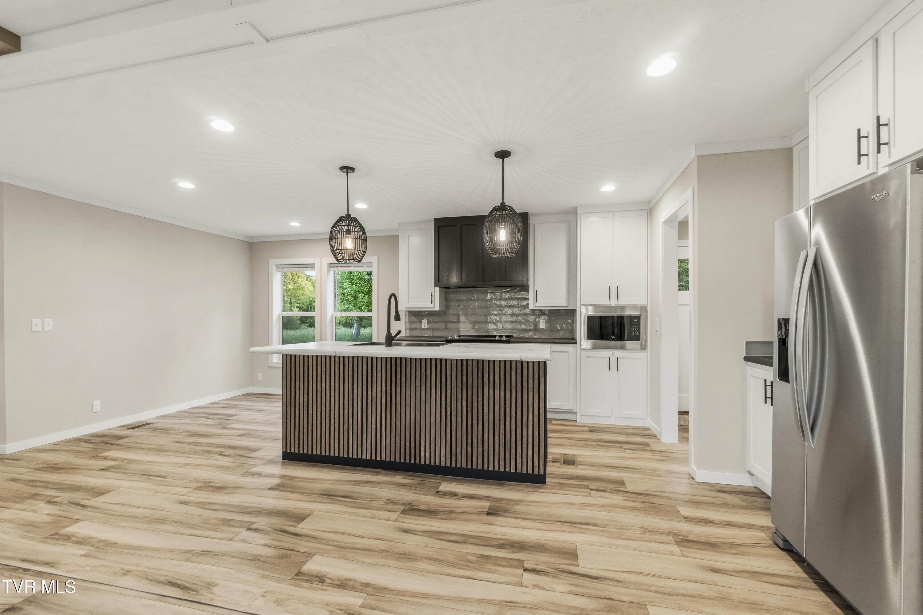 535 McDonald Road Midway, TN 37809 - Photo 9 of 37 Livingroom/Kitchen
