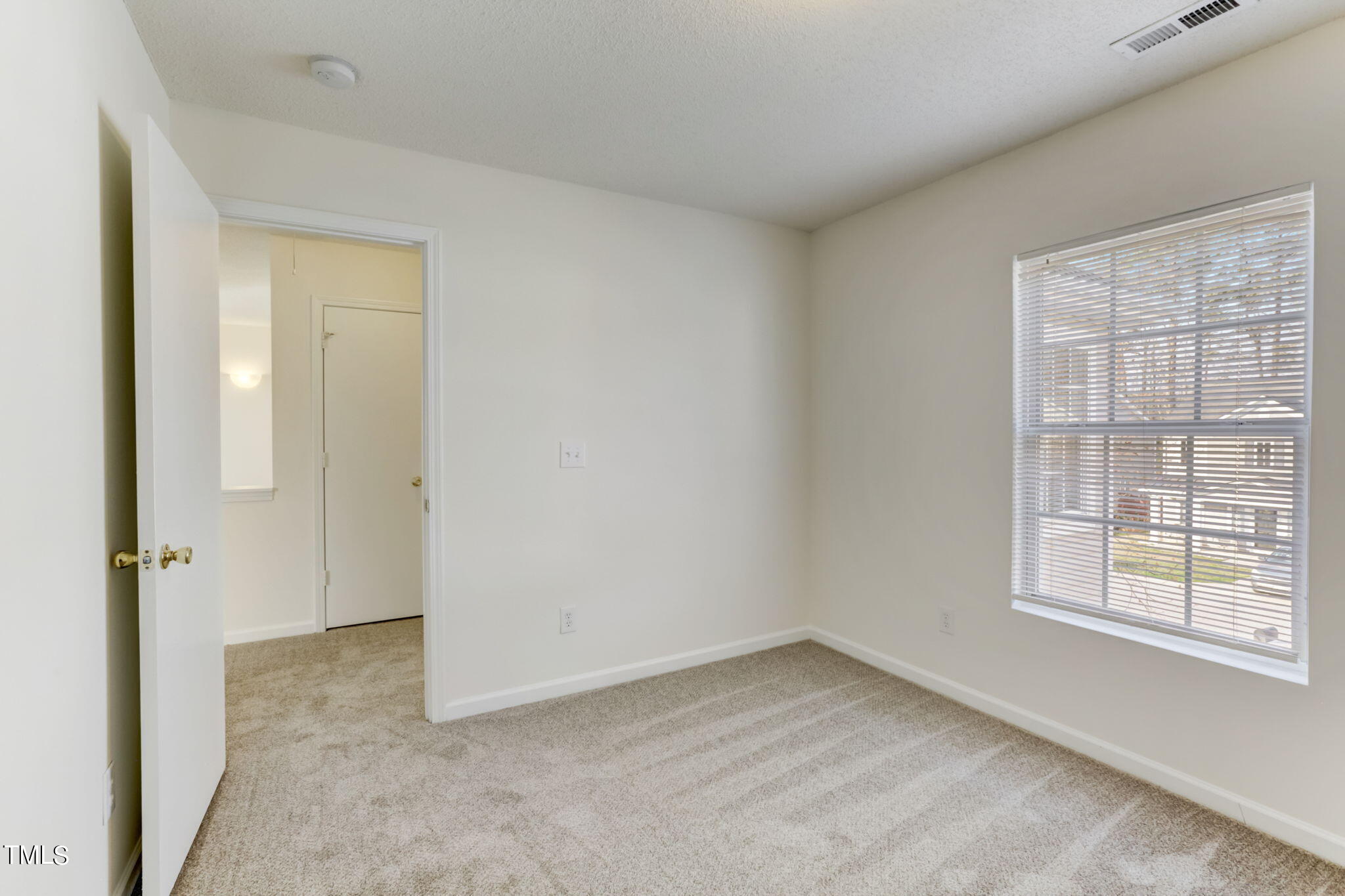 2524 Quarry Ridge Lane Raleigh, NC 27610 - Photo 24 of 36 30-web-or-mls-Quarry Ridge Ln-030