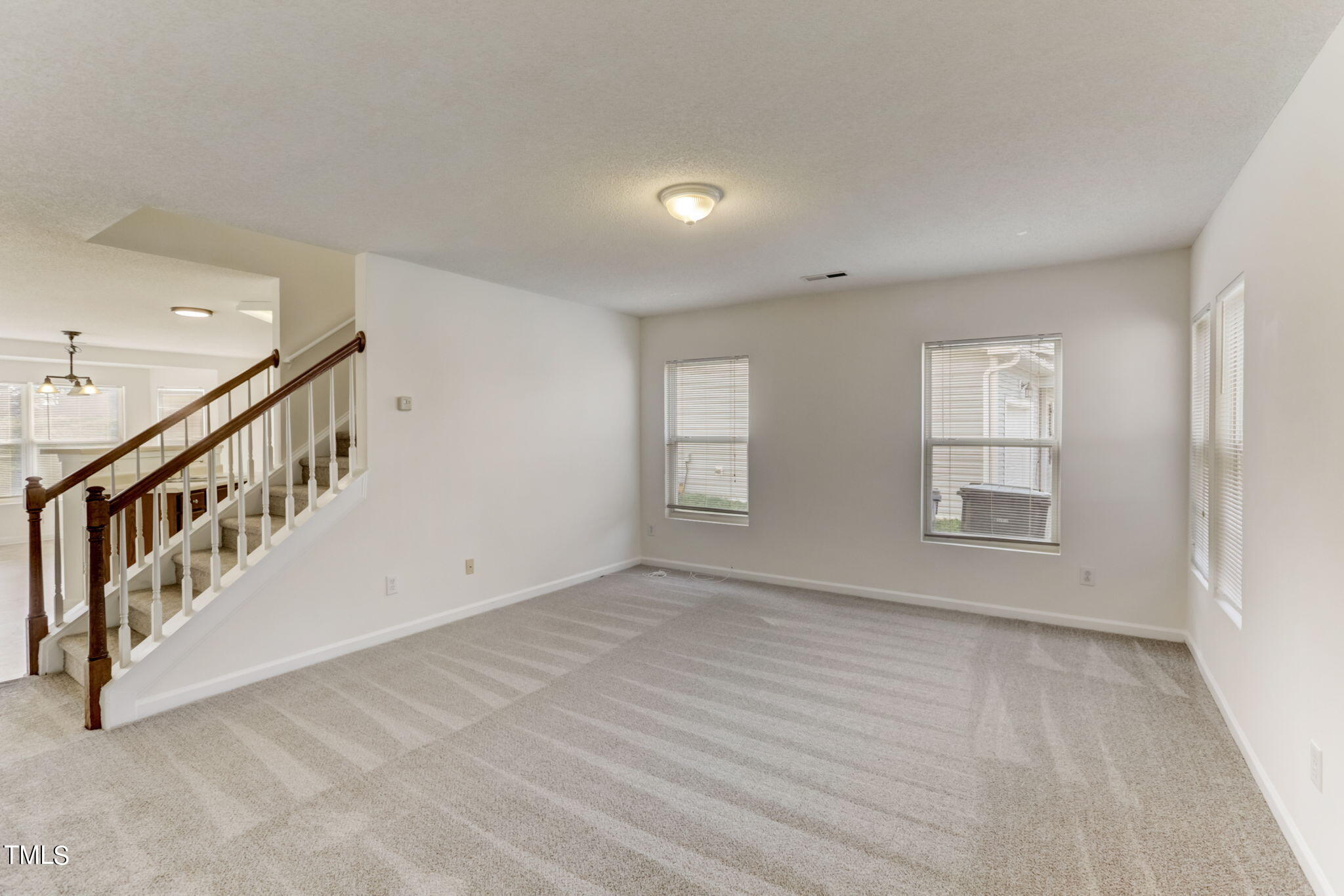2524 Quarry Ridge Lane Raleigh, NC 27610 - Photo 10 of 36 11-web-or-mls-Quarry Ridge Ln-011