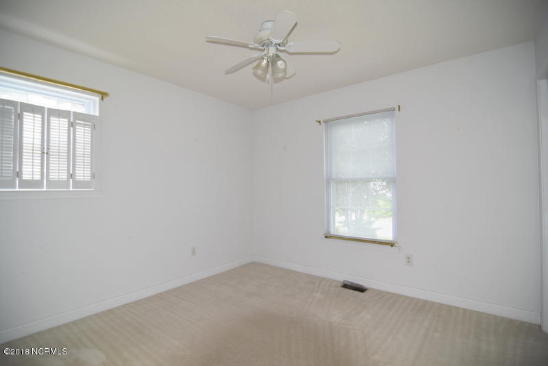 414 Ridge Road Wilmington, NC 28412 - Photo 13 of 15 DSC_2106