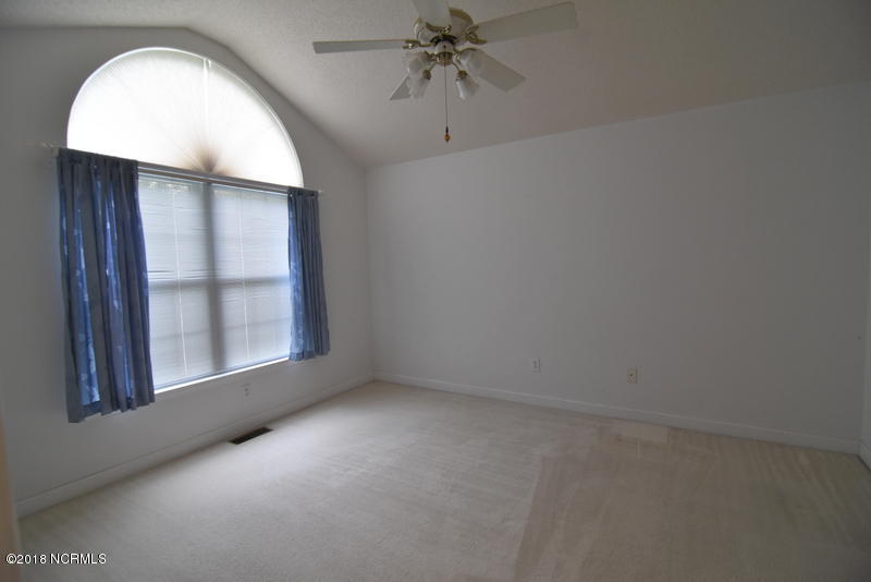 414 Ridge Road Wilmington, NC 28412 - Photo 9 of 15 DSC_2090