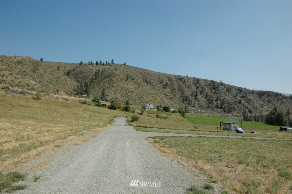 3 Lightning Place Methow, WA 98834 - Photo 4 of 13 Gallery Image 4