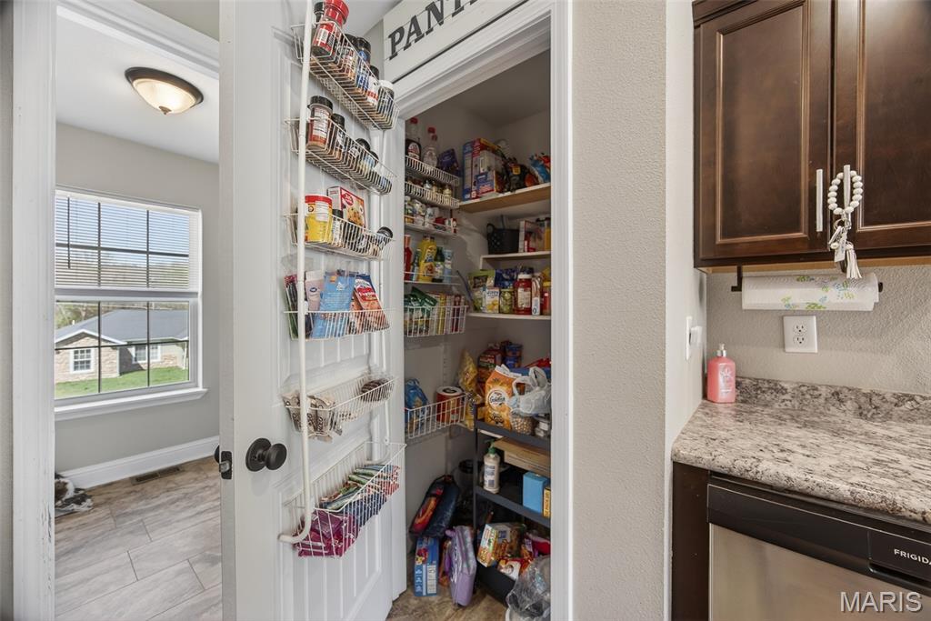 205 Ridgeview Drive St. Robert, MO 65584 - Photo 12 of 56