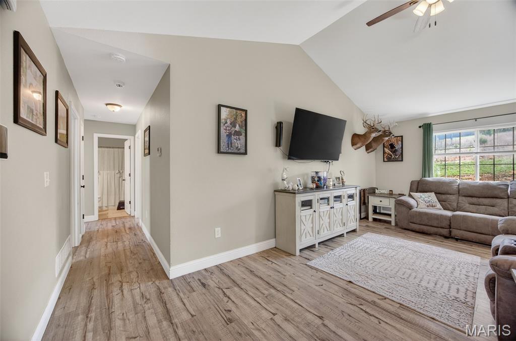 205 Ridgeview Drive St. Robert, MO 65584 - Photo 17 of 56