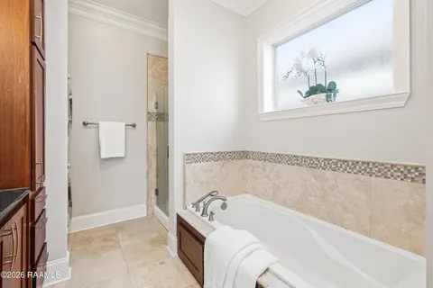 $530,000 | 205 West Vallauris Drive, Lafayette, LA 70507