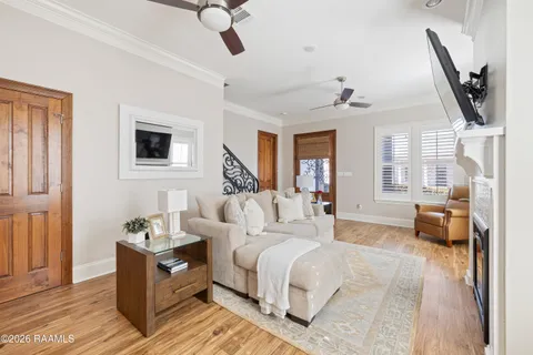 $530,000 | 205 West Vallauris Drive, Lafayette, LA 70507