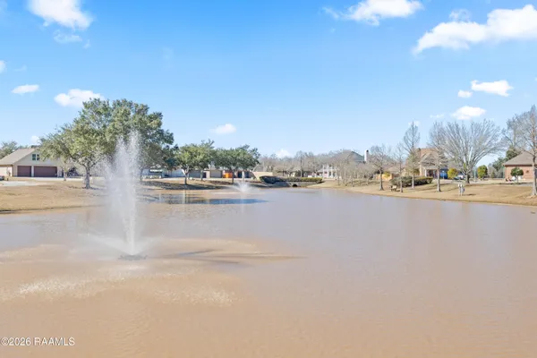 $530,000 | 205 West Vallauris Drive, Lafayette, LA 70507