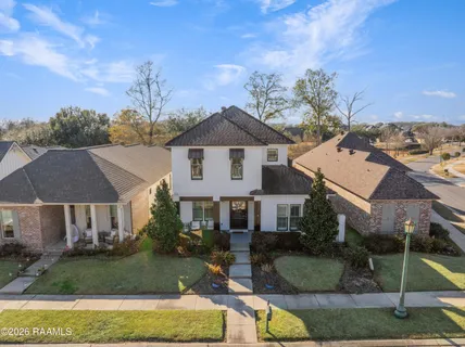 $550,000 | 205 West Vallauris Drive, Lafayette, LA 70507