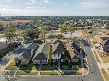 $530,000 | 205 West Vallauris Drive, Lafayette, LA 70507