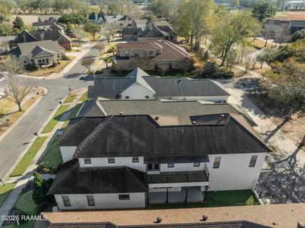 $530,000 | 205 West Vallauris Drive, Lafayette, LA 70507