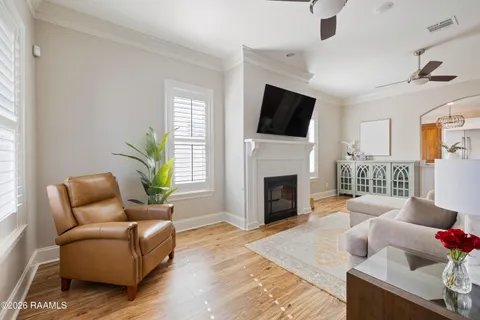 $530,000 | 205 West Vallauris Drive, Lafayette, LA 70507