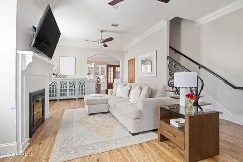 $530,000 | 205 West Vallauris Drive, Lafayette, LA 70507