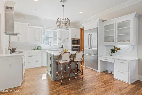 $530,000 | 205 West Vallauris Drive, Lafayette, LA 70507