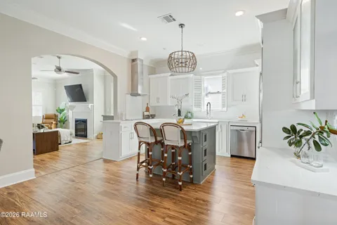 $530,000 | 205 West Vallauris Drive, Lafayette, LA 70507