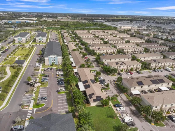 $3,000 | 424 Northeast 4th Avenue, Unit 424, Florida City, FL 33034