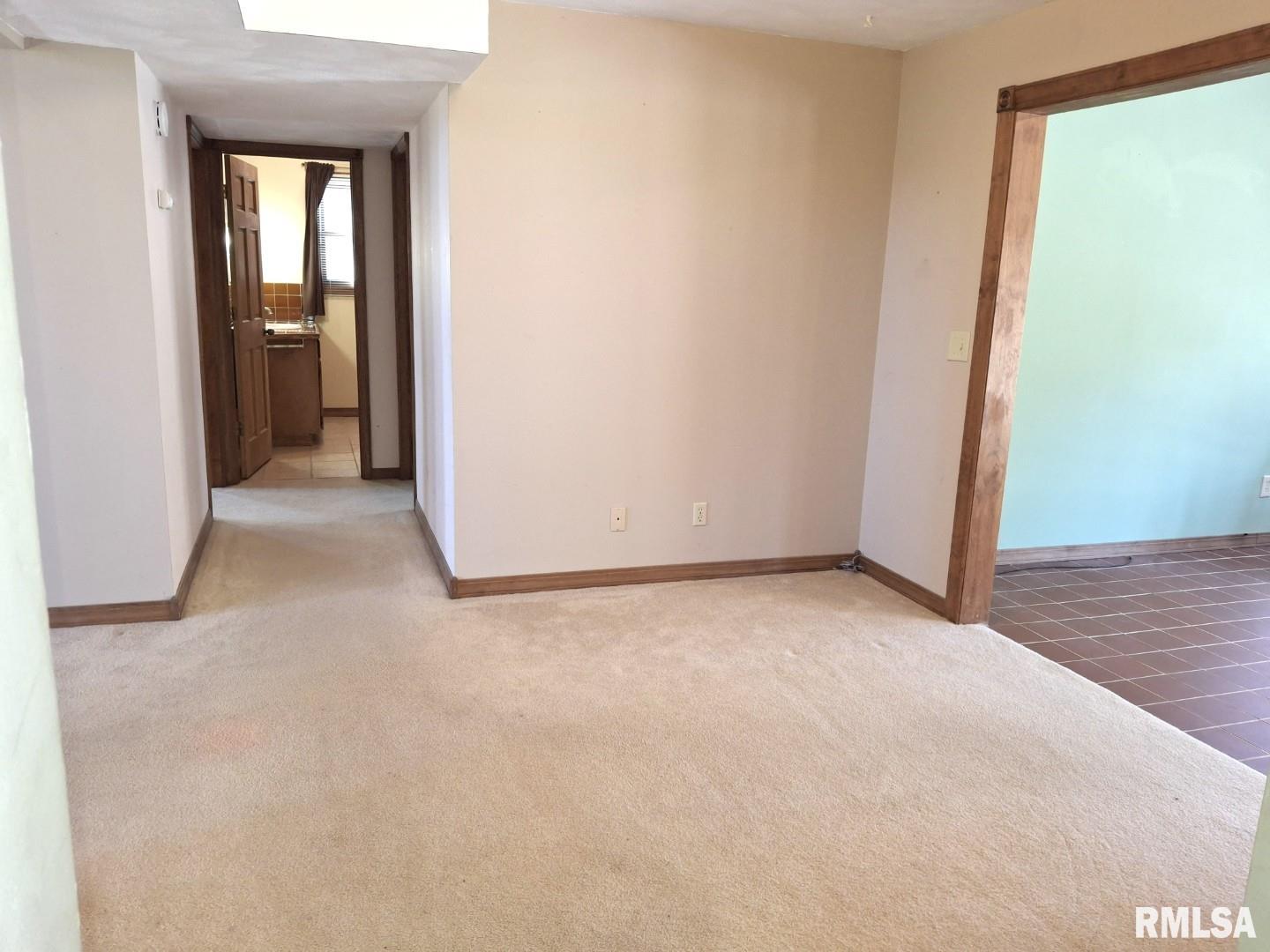 23074 North Cherokee Road Cuba, IL 61427 - Photo 12 of 50