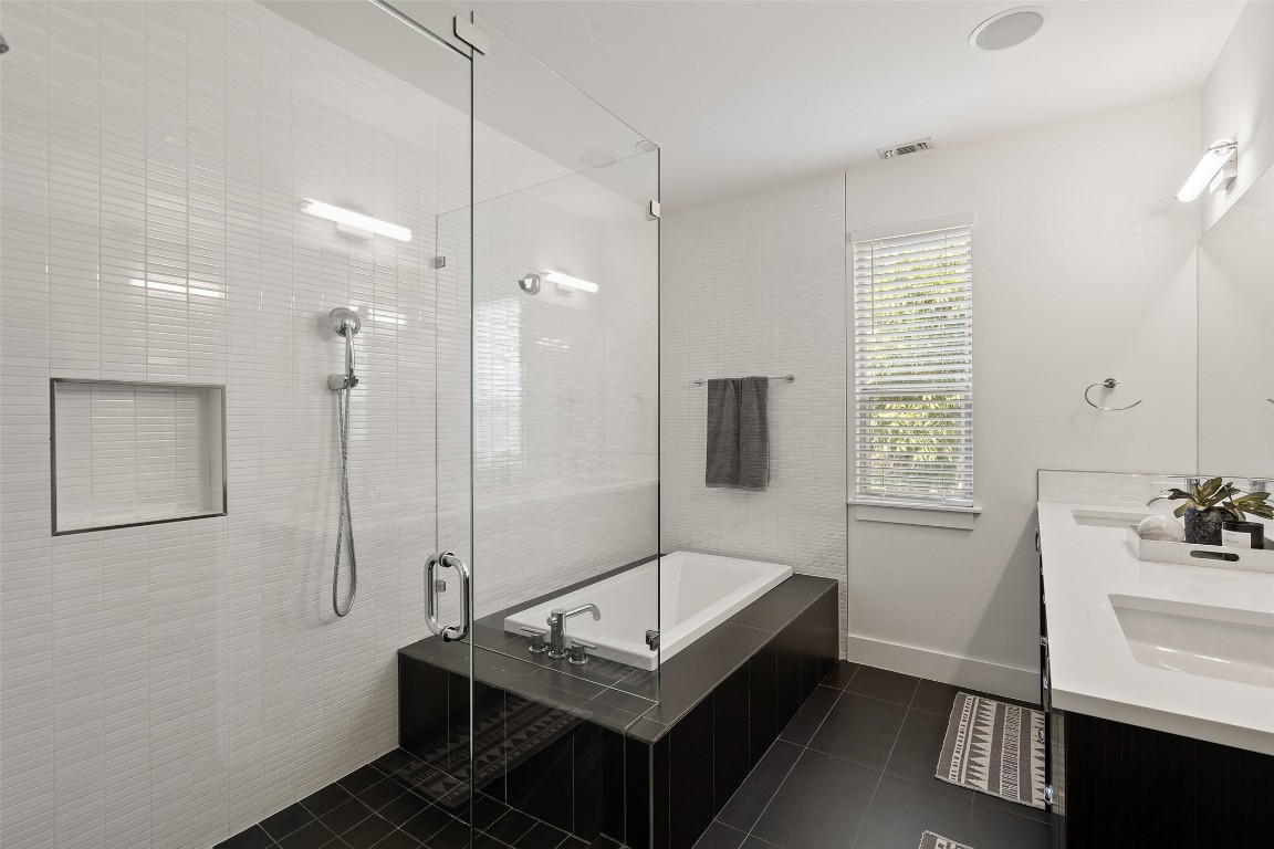 2105 Goodrich Avenue, Unit 2 Austin, TX 78704 - Photo 25 of 40 a living room with furniture and a window