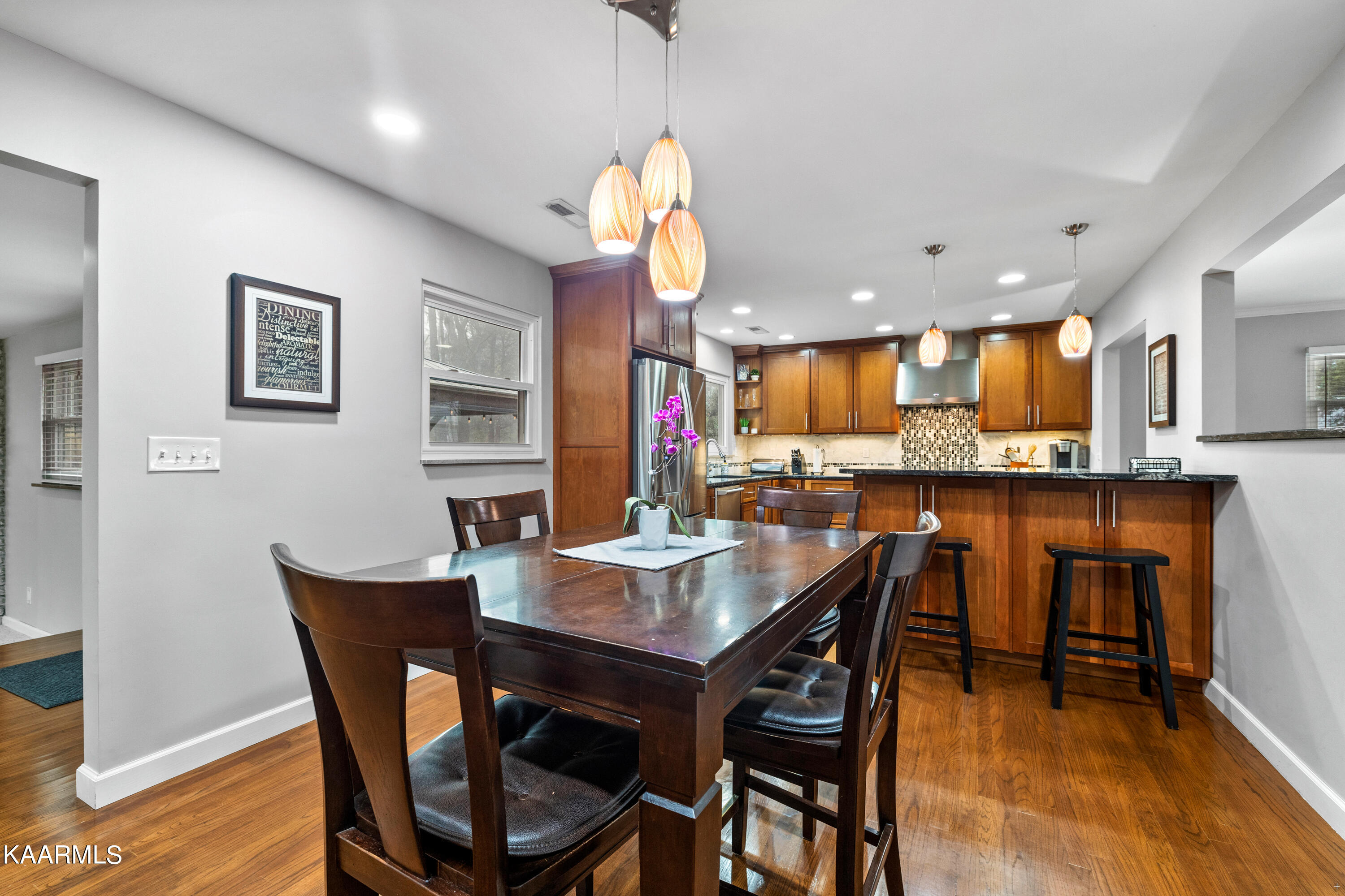 105 Daniel Lane Oak Ridge, TN 37830 - Photo 7 of 31 Positive Perceptions-5