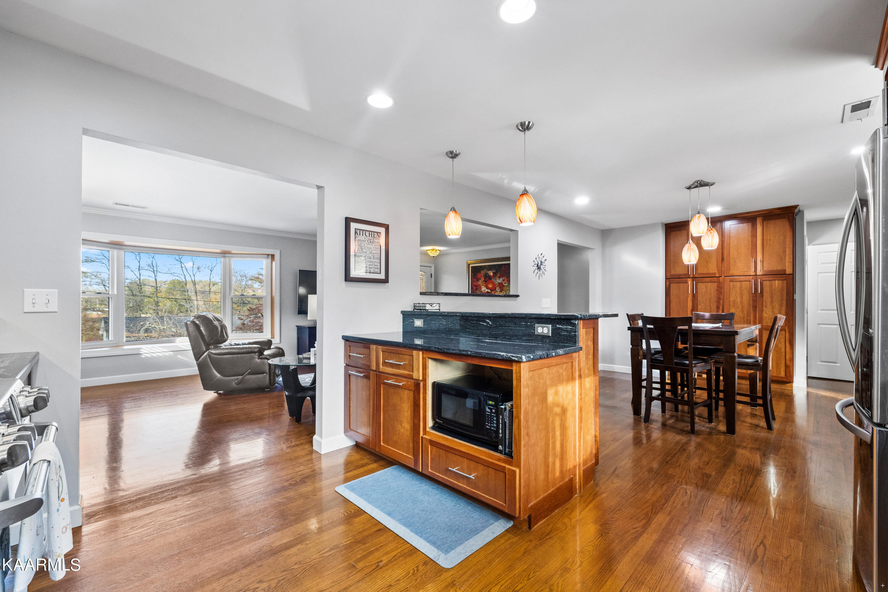 105 Daniel Lane Oak Ridge, TN 37830 - Photo 10 of 31 Positive Perceptions-8