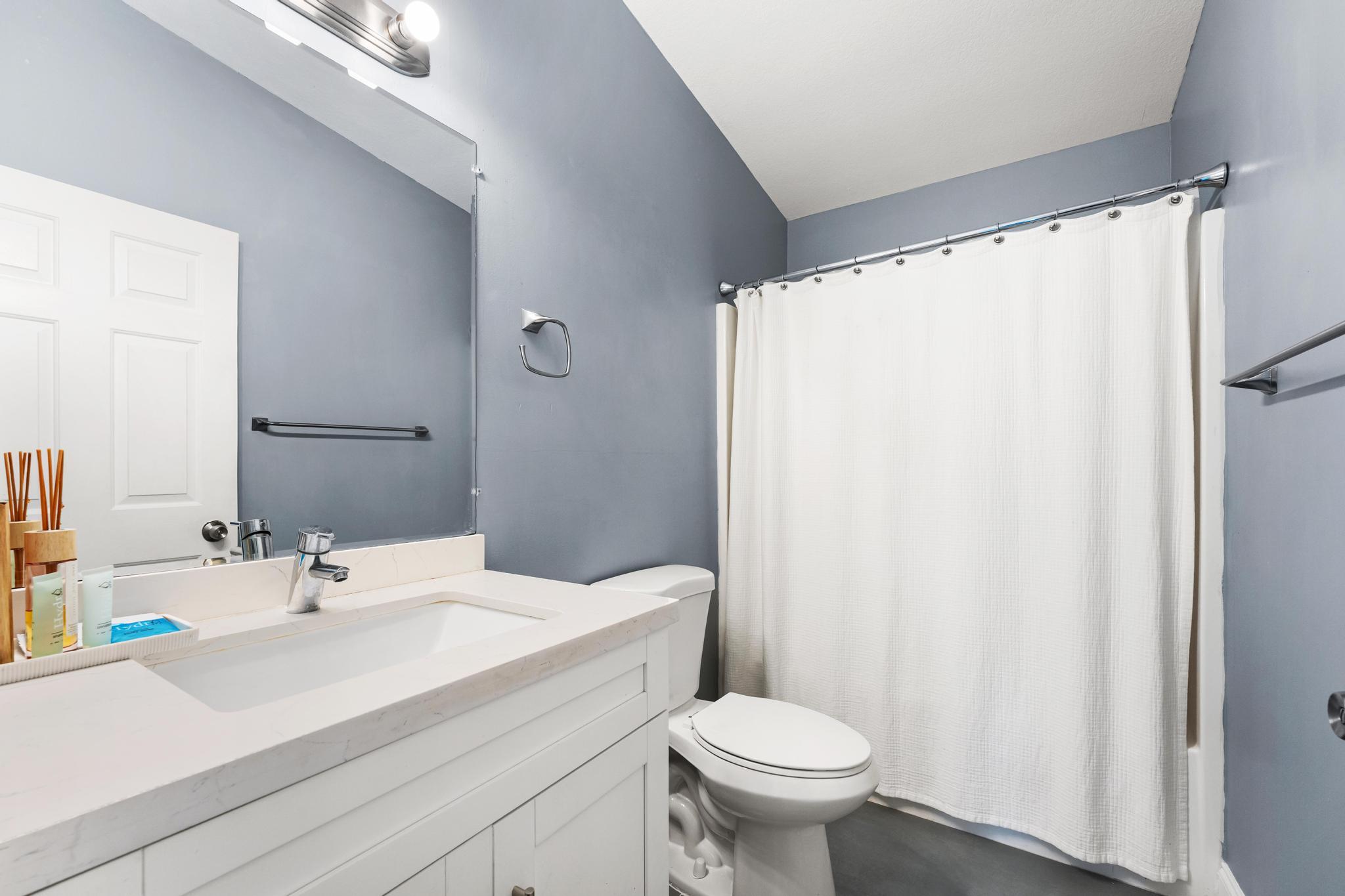 16931 93rd Road North Loxahatchee, FL 33470 - Photo 34 of 56 Upstairs Bathroom 2