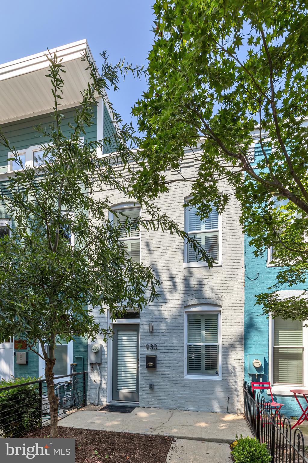 930 9th Street Northeast Washington, DC 20002 - Photo 1 of 29