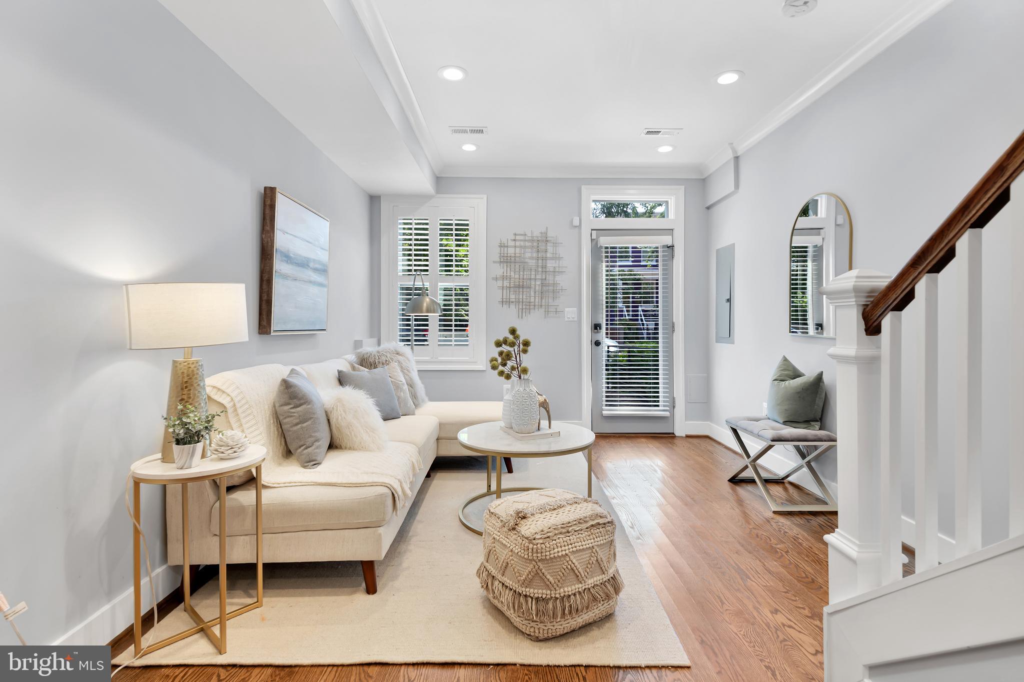 930 9th Street Northeast Washington, DC 20002 - Photo 4 of 29