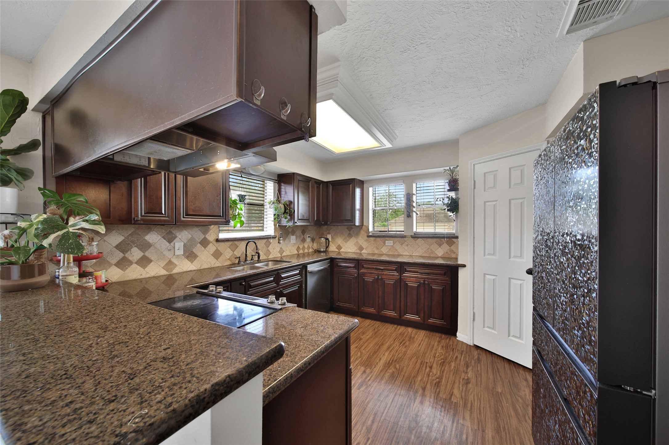 15319 Rio Plaza Drive Houston, TX 77083 - Photo 13 of 26 The Kitchen