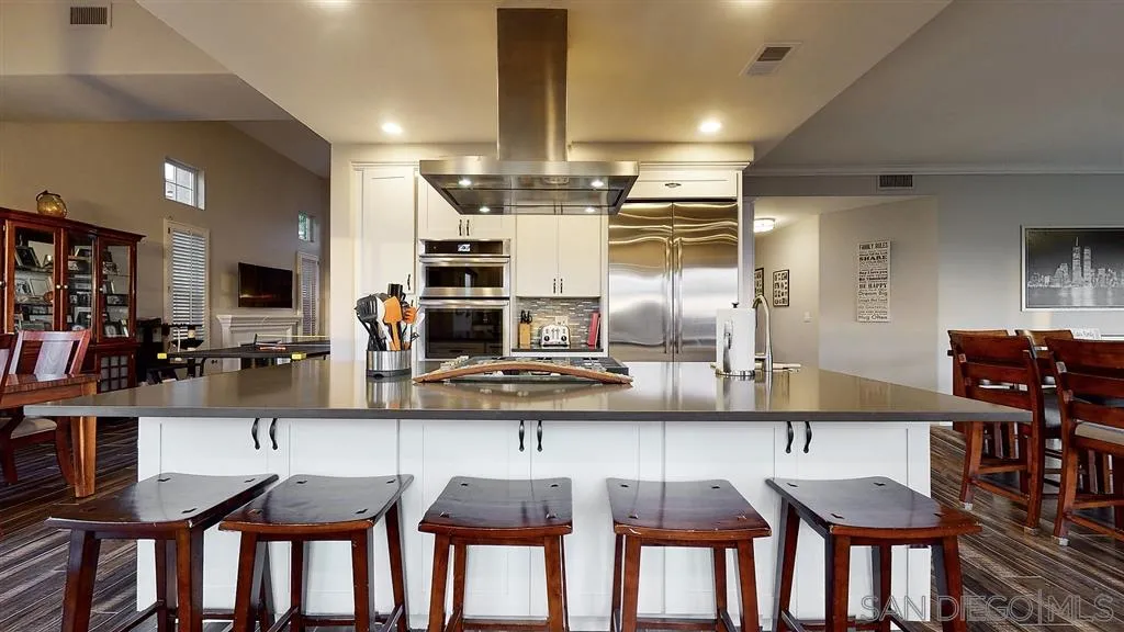 4670 Sunburst Road Carlsbad, CA 92008 - Photo 5 of 25 Gallery Image 5