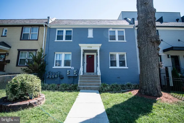 $1,850 | 1709 Trinidad Avenue Northeast, Unit 3, Washington, DC 20002