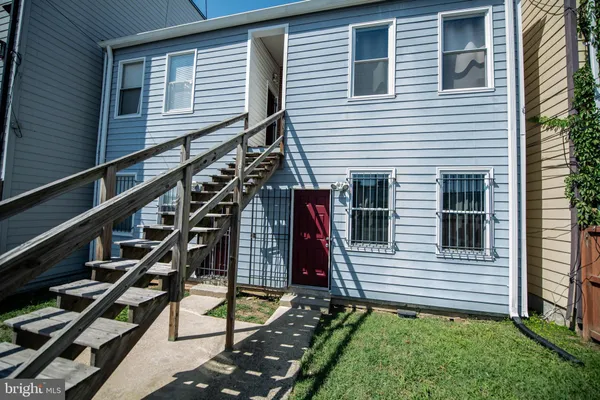 $1,850 | 1709 Trinidad Avenue Northeast, Unit 3, Washington, DC 20002