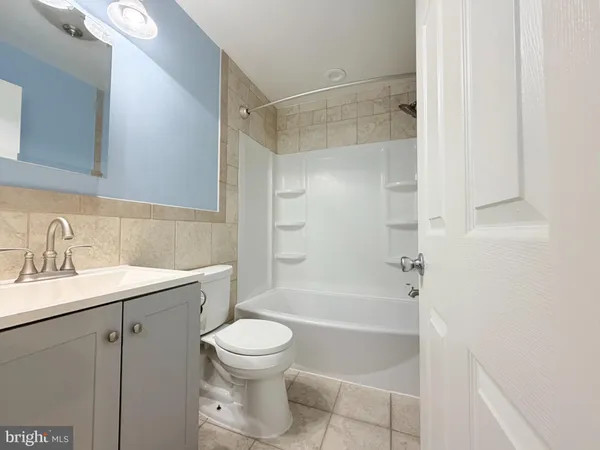 $1,850 | 1709 Trinidad Avenue Northeast, Unit 3, Washington, DC 20002