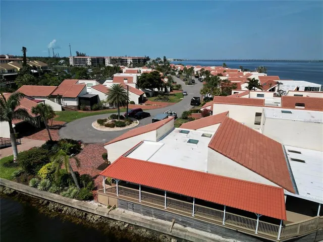 a outdoor view with sitting space