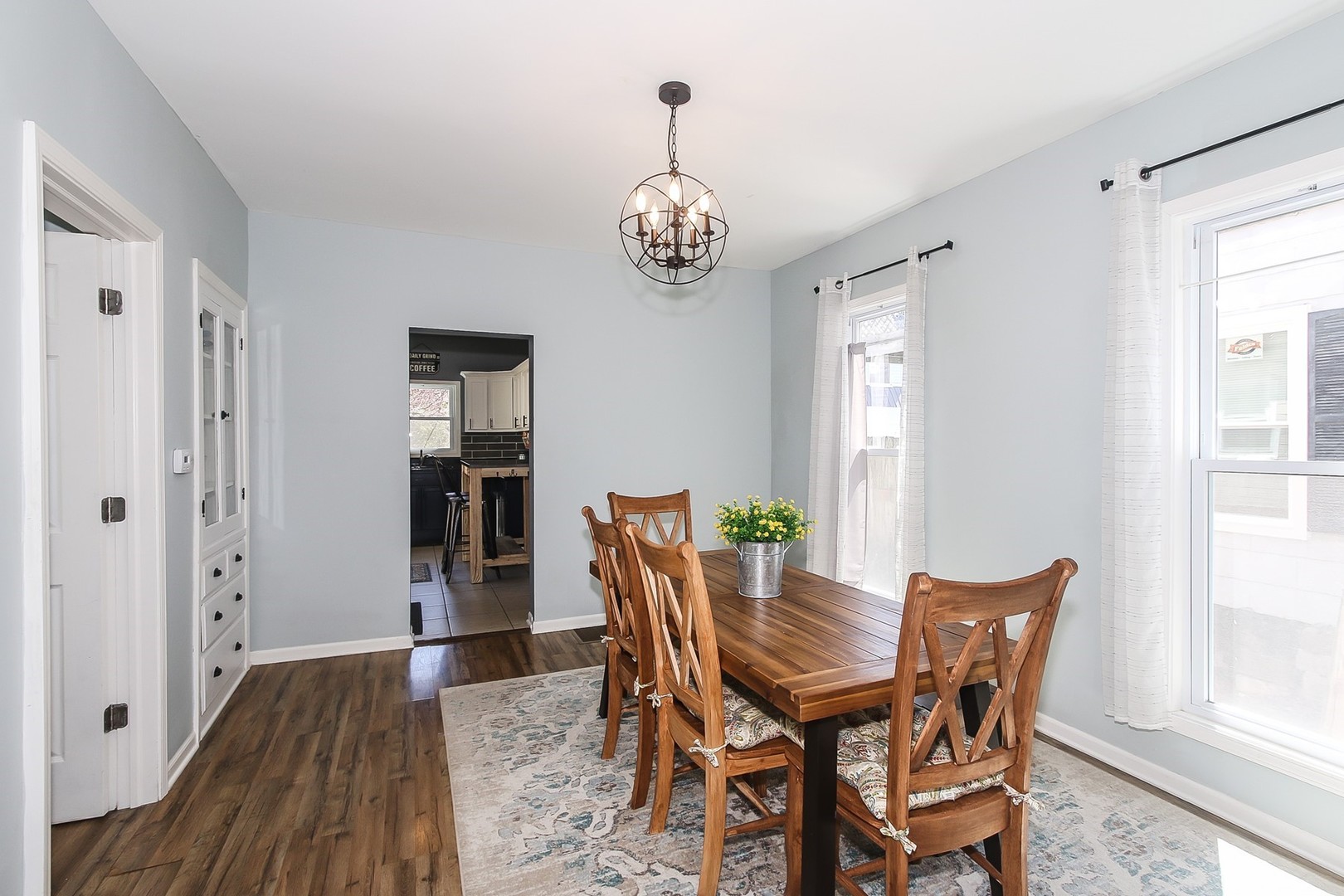 271 Center Street Elgin, IL 60120 - Photo 9 of 20