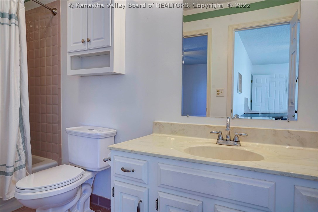 17 Wynfield Trace Winfield, WV 25213 - Photo 18 of 27 Gallery Image 18