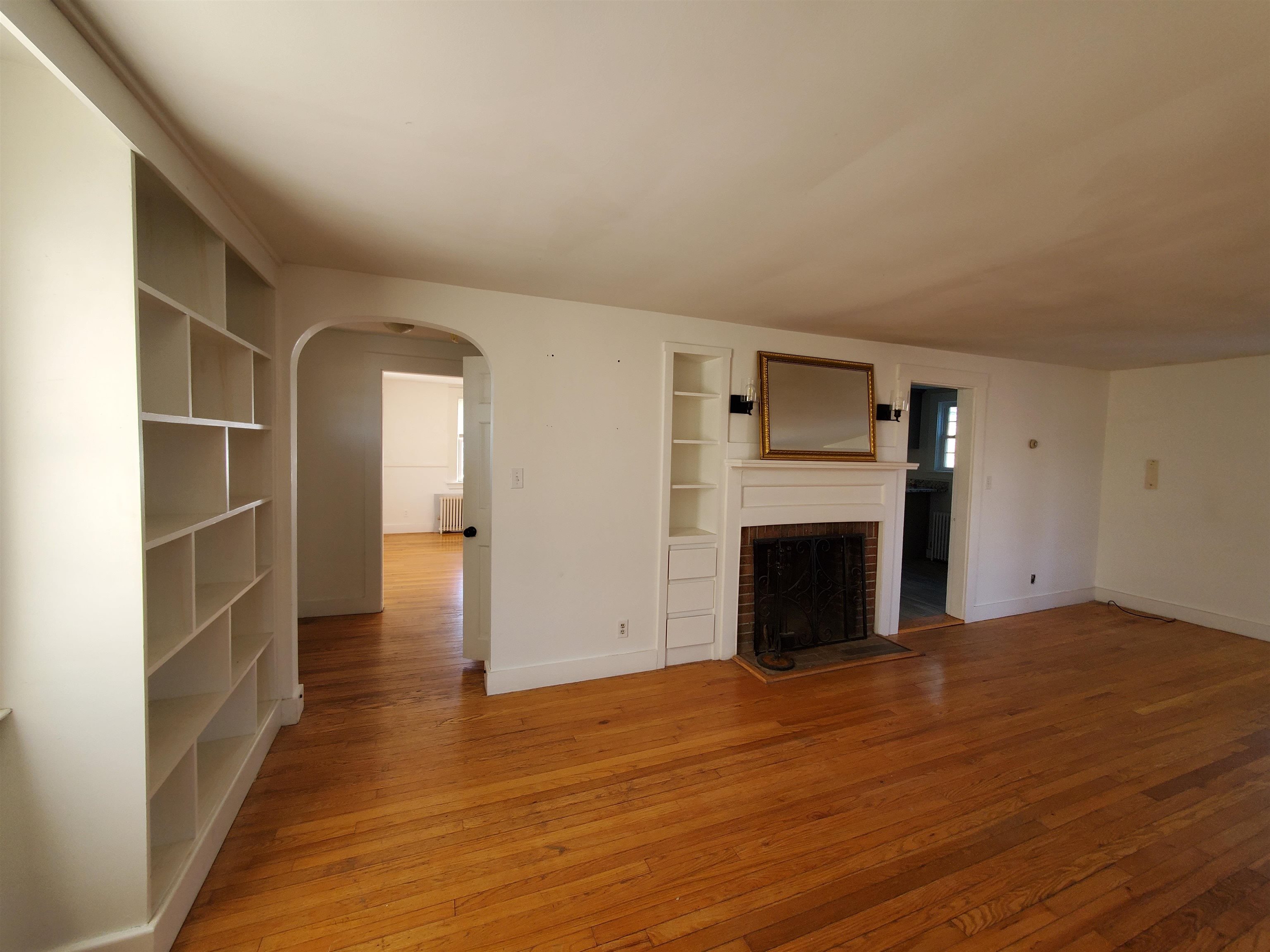 422 Dover Point Road Dover, NH 03820 - Photo 9 of 15