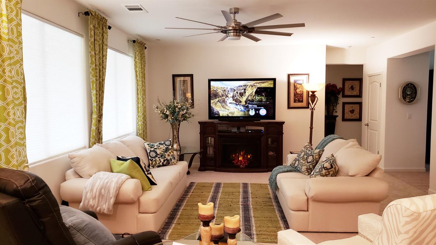 1146 Caddie Loop Lemoore, CA 93245 - Photo 2 of 17