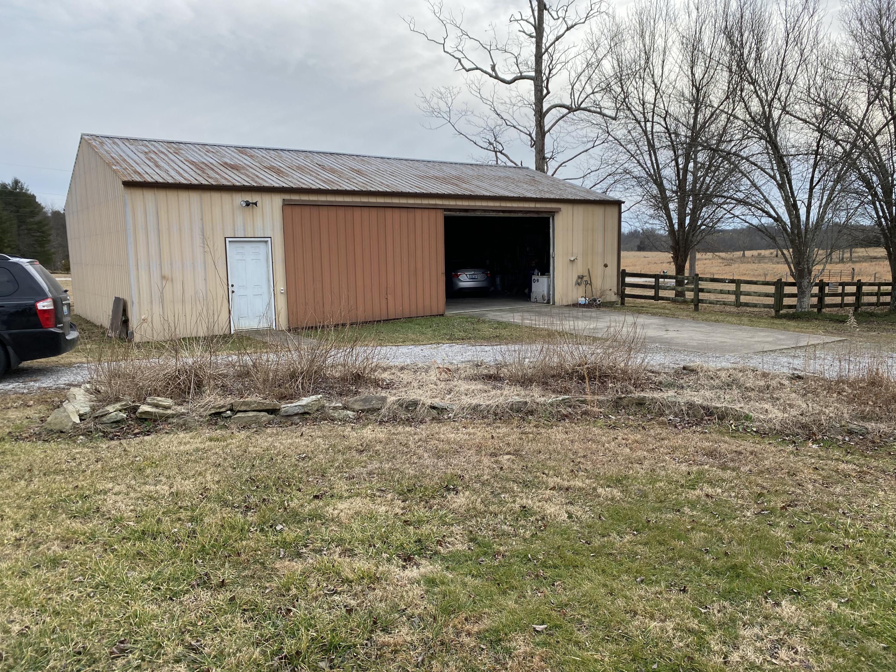 1510 Surber Road Science Hill, KY 42553 - Photo 6 of 18 EF9360A8-291B-4932-9817-419A63F02465<|><