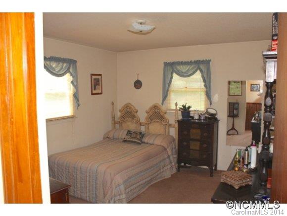 529 Rainbow Rapids Road Rutherfordton, NC 28139 - Photo 10 of 16 Gallery Image 10