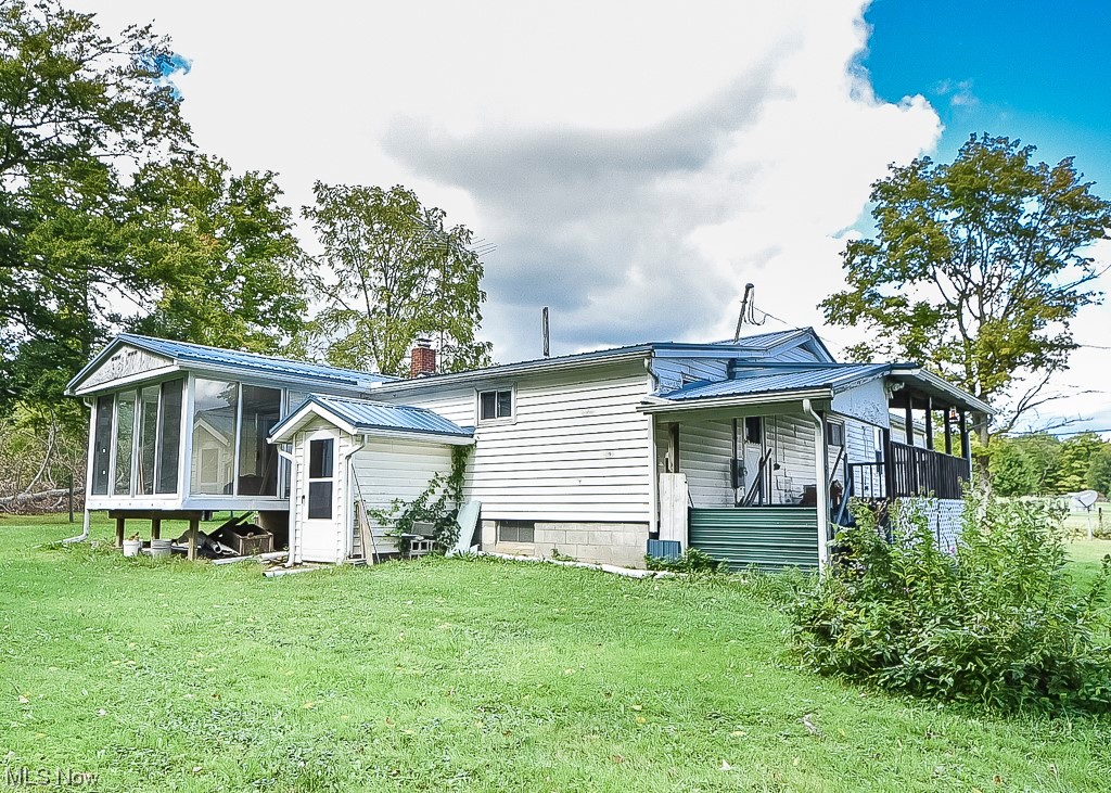 5301 Parks West Road Middlefield, OH 44062 - Photo 4 of 35 Gallery Image 4