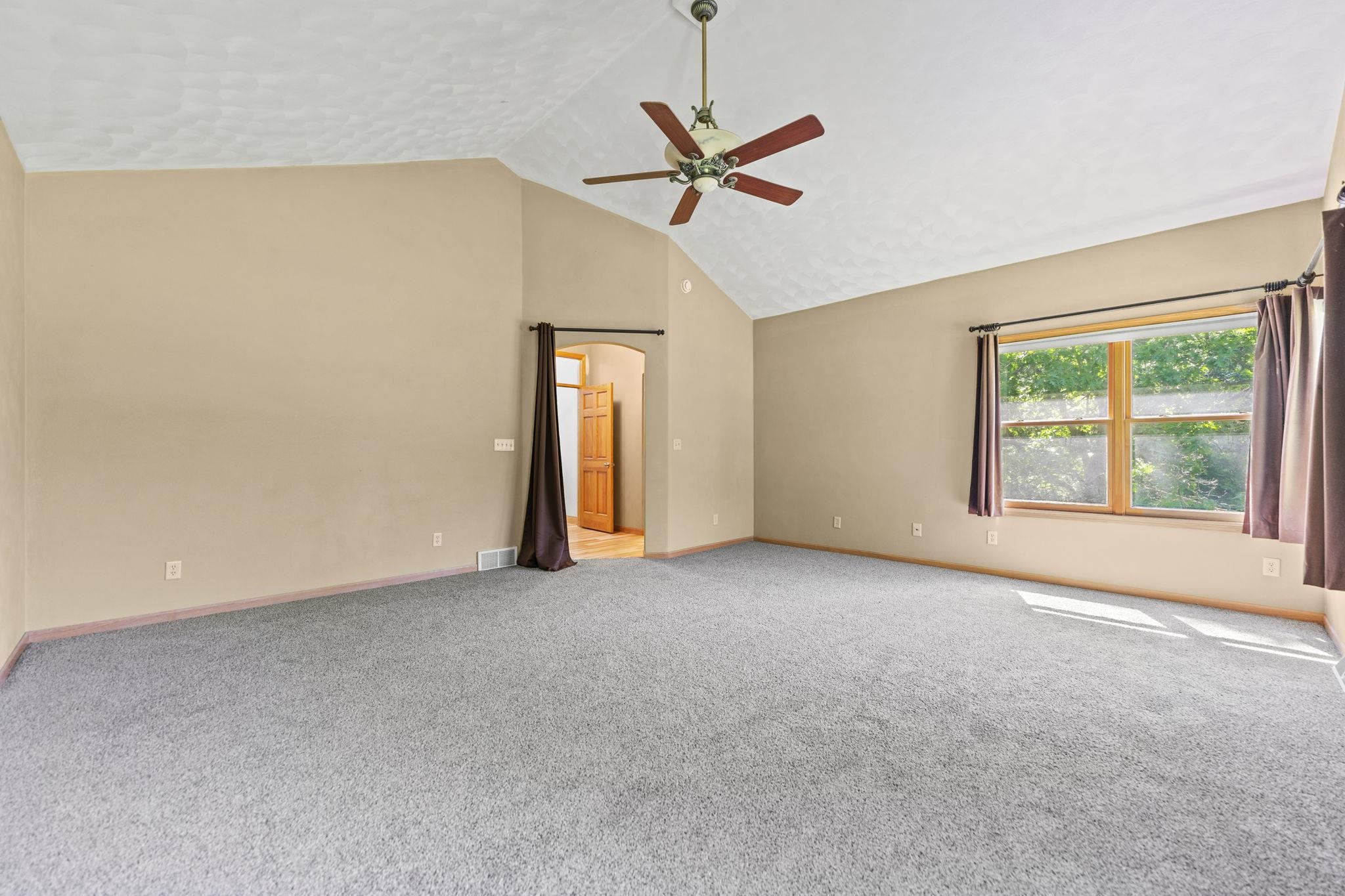 12830 Beloit Road Caledonia, IL 61011 - Photo 24 of 52 wooden floor in an empty room with a window