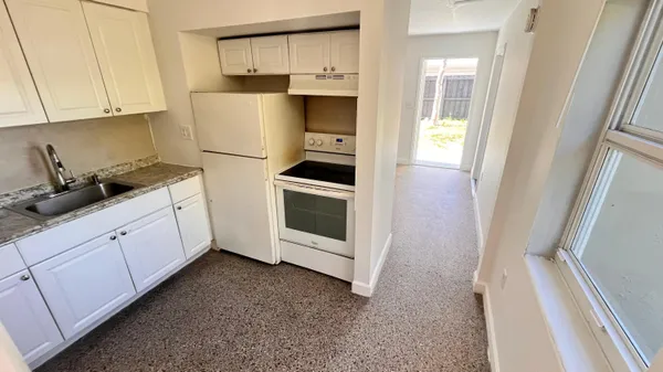 $1,650 | 1325 South L Street, Unit 2, Lake Worth Beach, FL 33460