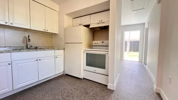 $1,650 | 1325 South L Street, Unit 2, Lake Worth Beach, FL 33460
